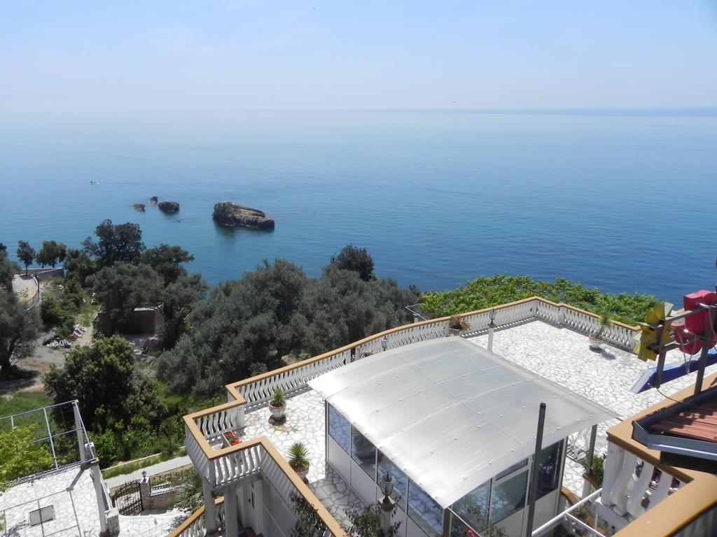 Apartments & Rooms Villa Anastasija อุลซิน ภายนอก รูปภาพ
