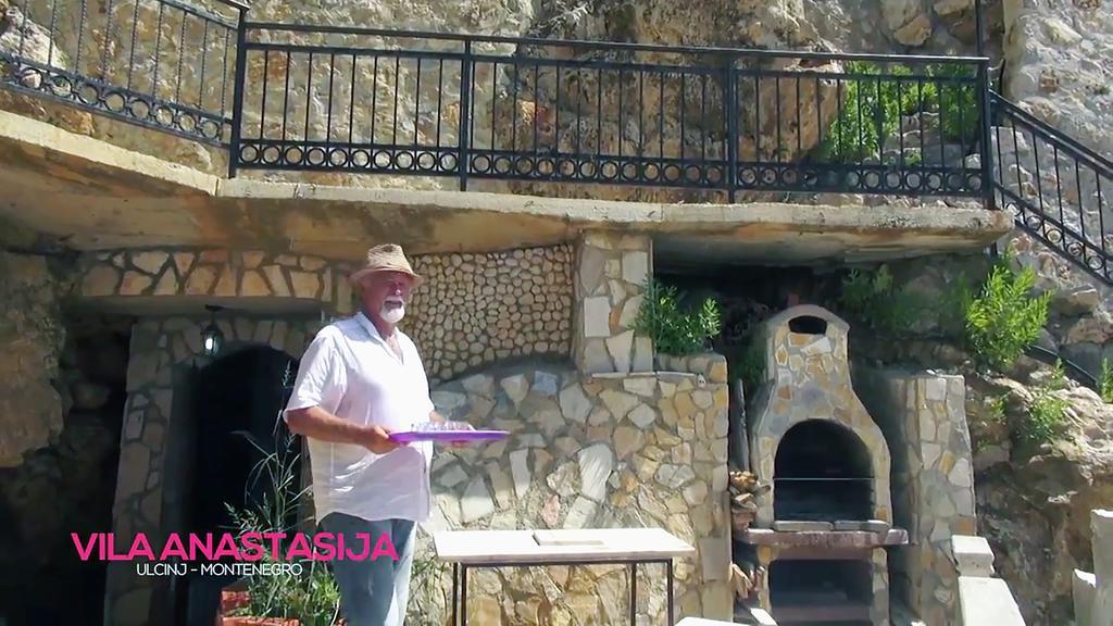 Apartments & Rooms Villa Anastasija อุลซิน ภายนอก รูปภาพ
